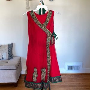 Sleeveless Red & Green Salwar Kameez (Small) | India Pakistan Bangladesh